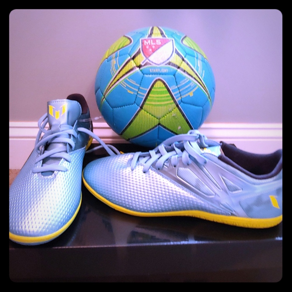 ⚽ Adidas Messi Shoes-NWOT-Still Has Plastic Tag